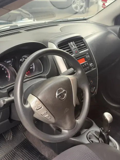 NISSAN Versa Sedan 1.6 16V 4P FLEX S, Foto 2