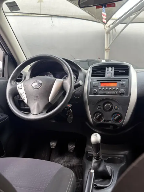 NISSAN Versa Sedan 1.6 16V 4P FLEX S, Foto 5
