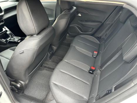 PEUGEOT 2008 1.0 12V 4P FLEX TURBO 200 GT AUTOMÁTICO CVT, Foto 10 PEUGEOT 2008 1.0 12V 4P FLEX TURBO 200 GT AUTOMÁTICO CVT, Foto 10