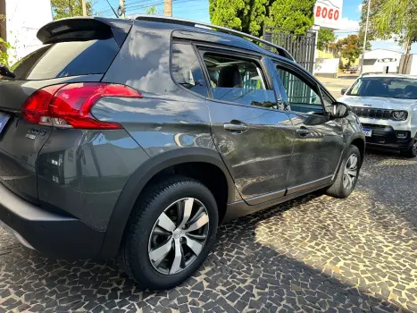 PEUGEOT 2008 1.6 16V 4P FLEX GRIFFE THP TURBO, Foto 10