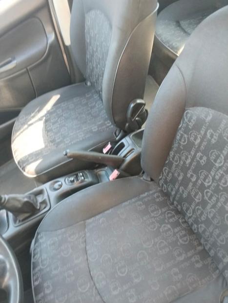PEUGEOT 206 1.4 4P FLEX, Foto 6