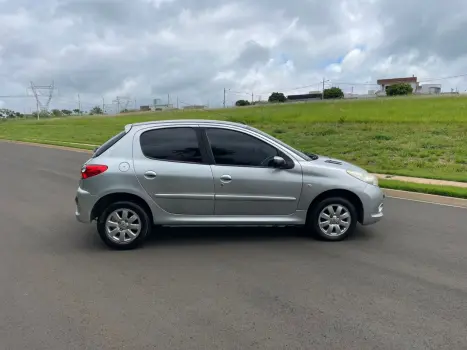 PEUGEOT 207 Hatch 1.4 4P XR FLEX, Foto 6