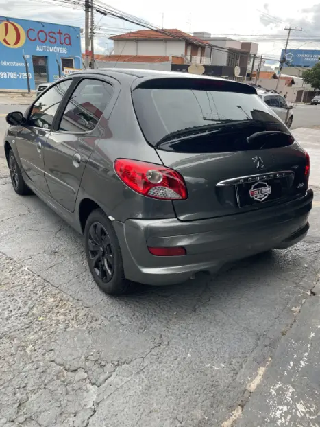 PEUGEOT 207 Hatch 1.4 4P ACTIVE FLEX, Foto 3