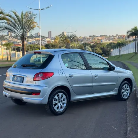 PEUGEOT 207 Hatch 1.4 XR FLEX, Foto 2