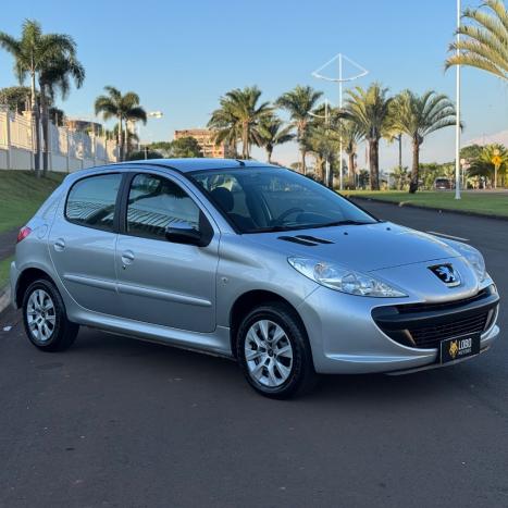 PEUGEOT 207 Hatch 1.4 XR FLEX, Foto 3