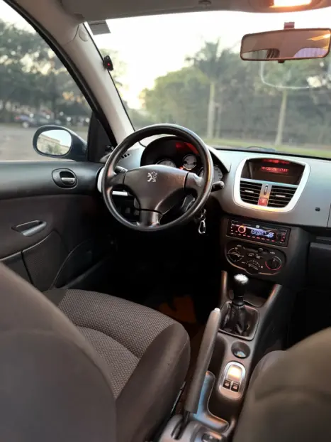 PEUGEOT 207 Hatch 1.4 4P XR FLEX, Foto 10