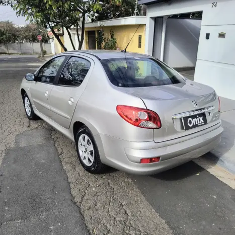 PEUGEOT 207 Sedan 1.4 4P PASSION XR FLEX, Foto 6