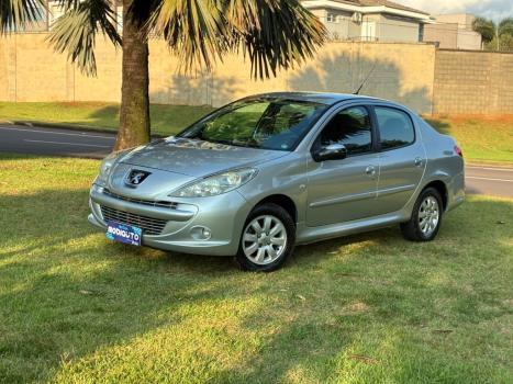 PEUGEOT 207 Sedan 1.4 4P PASSION XR FLEX, Foto 3