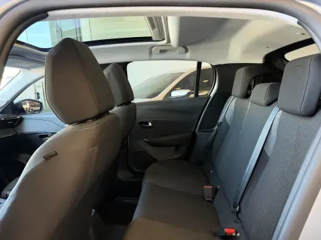 PEUGEOT 208 1.0 4P FLEX FIREFLY STYLE, Foto 9
