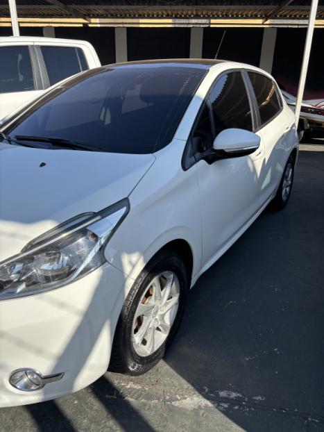 PEUGEOT 208 1.5 4P FLEX ALLURE, Foto 2