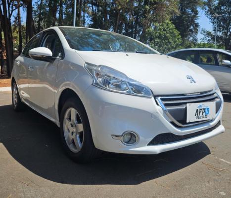 PEUGEOT 208 1.5 4P FLEX ACTIVE, Foto 3 PEUGEOT 208 1.5 4P FLEX ACTIVE, Foto 3