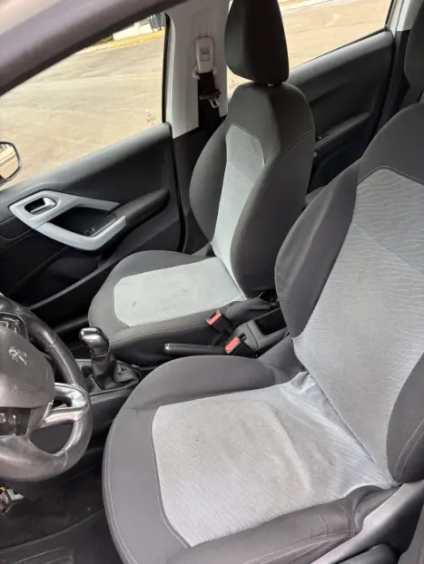 PEUGEOT 208 1.5 4P FLEX ACTIVE PACK, Foto 8