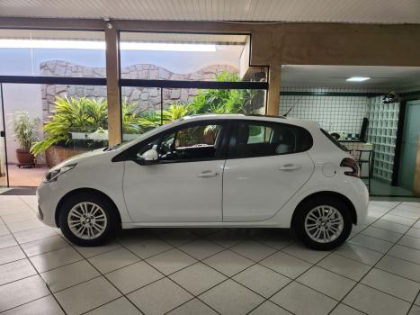 PEUGEOT 208 1.6 16V 4P FLEX ALLURE AT6 AUTOM�TICO, Foto 4