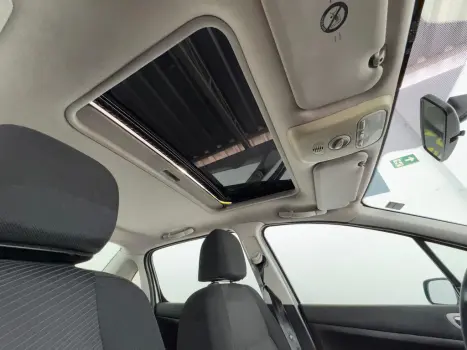 PEUGEOT 307 Hatch 1.6 16V 4P PRESENCE PACK, Foto 9