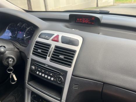 PEUGEOT 307 Hatch 1.6 16V 4P FLEX PRESENCE, Foto 6