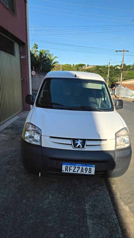 PEUGEOT Partner 1.8 3P FURGÃO 800KG, Foto 4 PEUGEOT Partner 1.8 3P FURGÃO 800KG, Foto 4