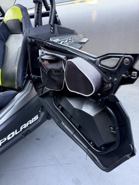 POLARIS RZR XP 1000 , Foto 13