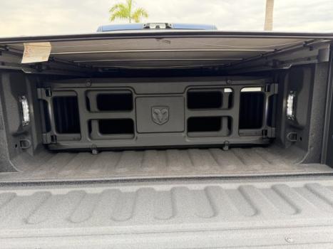 RAM 2500 6.7 I6 24V SLT CABINE DUPLA TURBO DIESEL LARAMIE 4X4 AUTOM�TICO, Foto 12