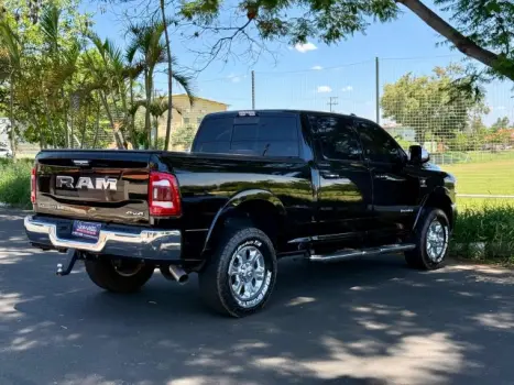 RAM 2500 6.7 I6 24V SLT CABINE DUPLA TURBO DIESEL LARAMIE 4X4 AUTOMTICO, Foto 5