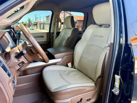 RAM 2500 6.7 I6 24V SLT CABINE DUPLA TURBO DIESEL LARAMIE 4X4 AUTOMTICO, Foto 8