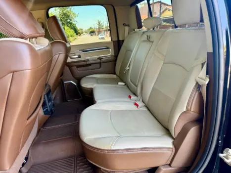 RAM 2500 6.7 I6 24V SLT CABINE DUPLA TURBO DIESEL LARAMIE 4X4 AUTOMTICO, Foto 9