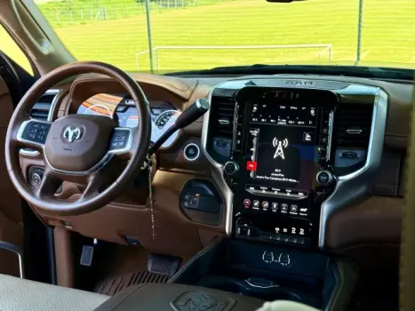 RAM 2500 6.7 I6 24V SLT CABINE DUPLA TURBO DIESEL LARAMIE 4X4 AUTOMTICO, Foto 12