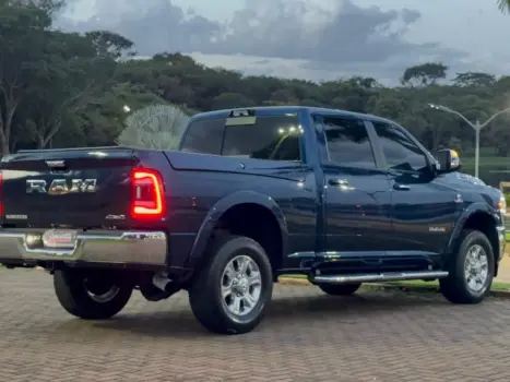 RAM 2500 6.7 I6 24V SLT CABINE DUPLA TURBO DIESEL LARAMIE 4X4 AUTOM�TICO, Foto 6