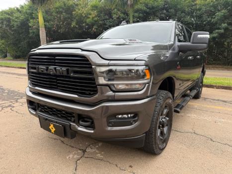 RAM 2500 6.7 I6 24V SLT CABINE DUPLA TURBO DIESEL NIGHT EDITION 4X4 AUTOM�TICO, Foto 8