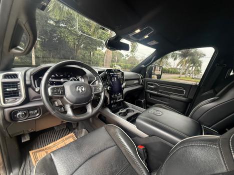 RAM 2500 6.7 I6 24V SLT CABINE DUPLA TURBO DIESEL NIGHT EDITION 4X4 AUTOM�TICO, Foto 16