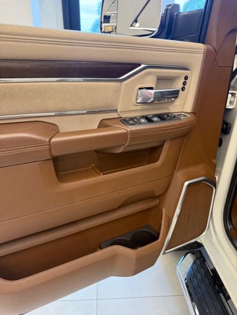 RAM 3500 6.7 I6 LIMITED LARAMIE CABINE DUPLA TURBO DIESEL AUTOM�TICO, Foto 13