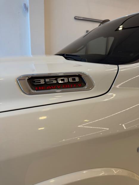 RAM 3500 6.7 I6 LIMITED LARAMIE CABINE DUPLA TURBO DIESEL AUTOM�TICO, Foto 22