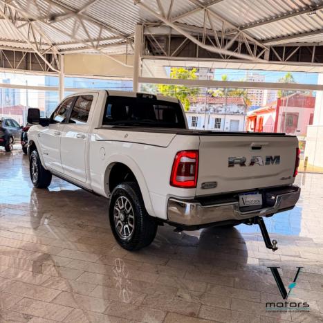 RAM 3500 6.7 I6 LIMITED LONG HORN CABINE DUPLA 4X4 TURBO DIESEL AUTOM�TICO, Foto 2