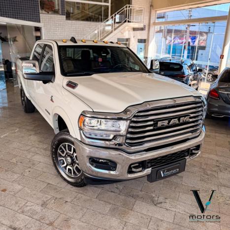 RAM 3500 6.7 I6 LIMITED LONG HORN CABINE DUPLA 4X4 TURBO DIESEL AUTOM�TICO, Foto 3