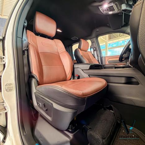 RAM 3500 6.7 I6 LIMITED LONG HORN CABINE DUPLA 4X4 TURBO DIESEL AUTOM�TICO, Foto 14