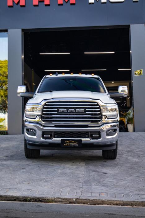 RAM 3500 6.7 I6 LIMITED LONG HORN CABINE DUPLA 4X4 TURBO DIESEL AUTOM�TICO, Foto 9