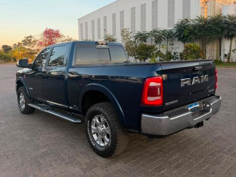 RAM 3500 6.7 I6 LIMITED LARAMIE CABINE DUPLA TURBO DIESEL AUTOM�TICO, Foto 5