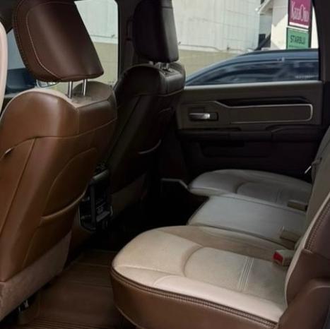 RAM 3500 6.7 I6 LIMITED LARAMIE CABINE DUPLA TURBO DIESEL AUTOM�TICO, Foto 8