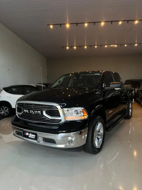 RAM Classic 5.7 V8 32V 4P HEMI LARAMIE AUTOM�TICO, Foto 2