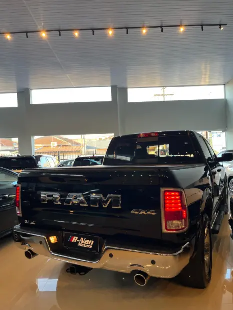 RAM Classic 5.7 V8 32V 4P HEMI LARAMIE AUTOM�TICO, Foto 5