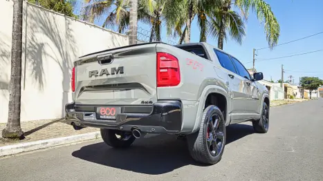 RAM Rampage 2.0 4P HURRICANE 4 TURBO R/T 4X4 AUTOM�TICO, Foto 7