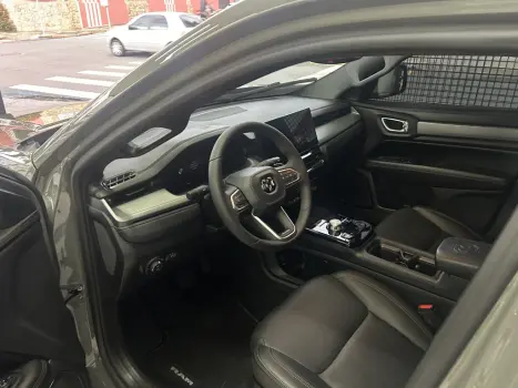 RAM Rampage 2.0 4P HURRICANE 4 TURBO REBEL 4X4 AUTOM�TICO, Foto 2