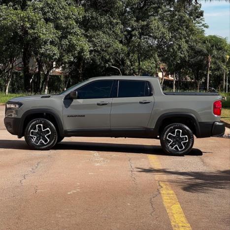 RAM Rampage 2.0 4P HURRICANE 4 TURBO REBEL 4X4 AUTOM�TICO, Foto 6