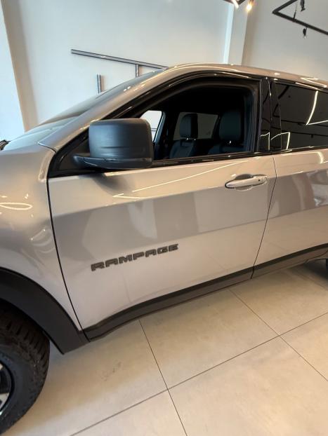 RAM Rampage 2.0 4P HURRICANE 4 TURBO REBEL 4X4 AUTOM�TICO, Foto 4