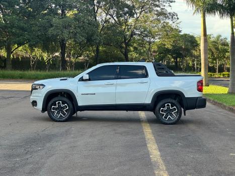 RAM Rampage 2.0 4P TURBO DIESEL REBEL 4X4 AUTOM�TICO, Foto 6