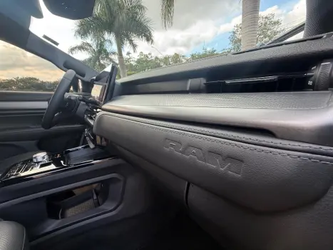 RAM Rampage 2.0 4P TURBO DIESEL REBEL 4X4 AUTOM�TICO, Foto 3