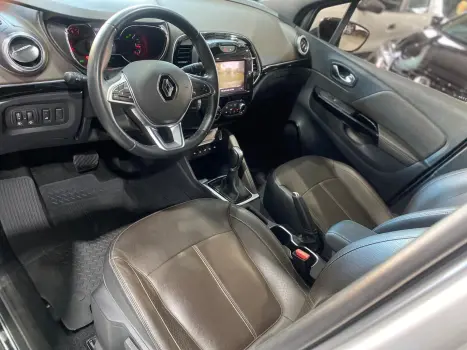 RENAULT Captur 1.3 16V 4P FLEX TCE ICONIC TURBO X-TRONIC AUTOM�TICO CVT, Foto 10