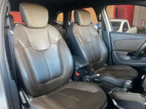 RENAULT Captur 1.3 16V 4P FLEX TCE ICONIC TURBO X-TRONIC AUTOM�TICO CVT, Foto 11