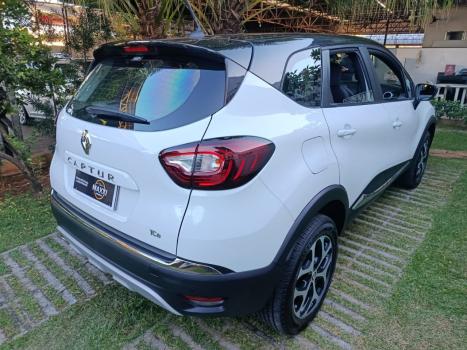 RENAULT Captur 1.3 16V 4P FLEX TCE INTENSE TURBO X-TRONIC AUTOM�TICO CVT, Foto 4
