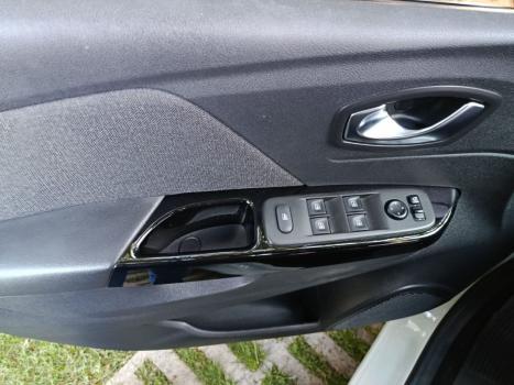 RENAULT Captur 1.3 16V 4P FLEX TCE INTENSE TURBO X-TRONIC AUTOM�TICO CVT, Foto 15