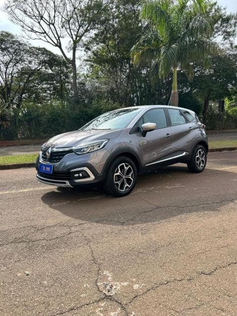 RENAULT Captur 1.3 16V 4P FLEX TCE ICONIC TURBO X-TRONIC AUTOM�TICO CVT, Foto 4